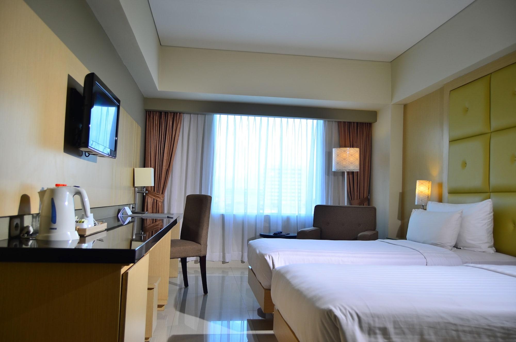 Hotel Santika נקסר מראה חיצוני תמונה