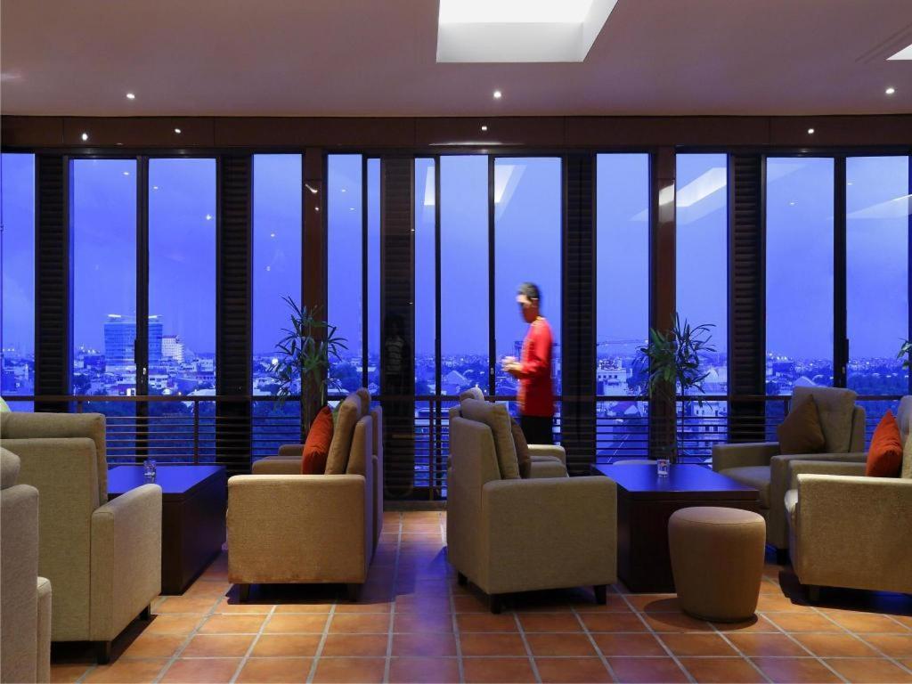 Hotel Santika נקסר מראה חיצוני תמונה