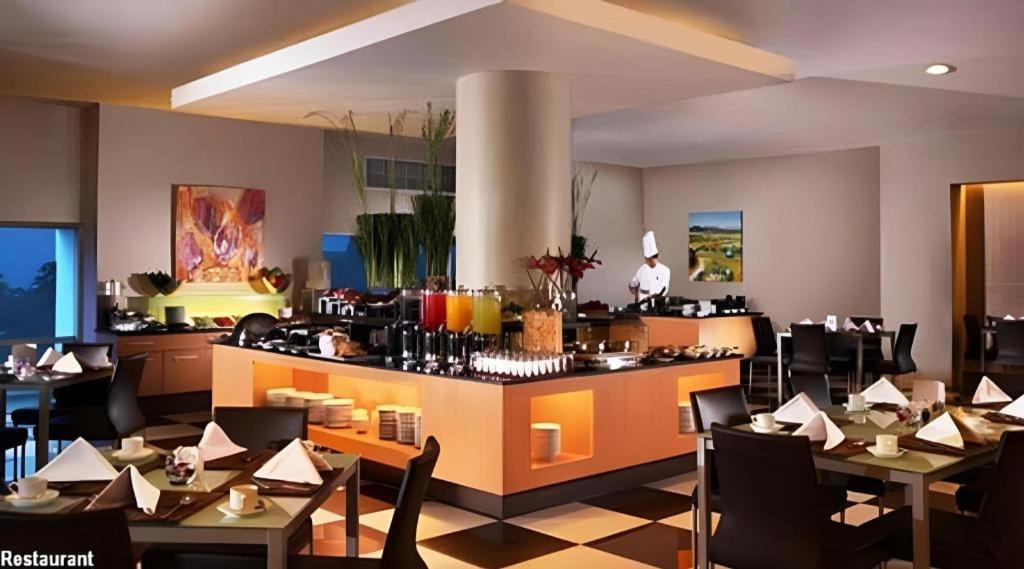 Hotel Santika נקסר מראה חיצוני תמונה