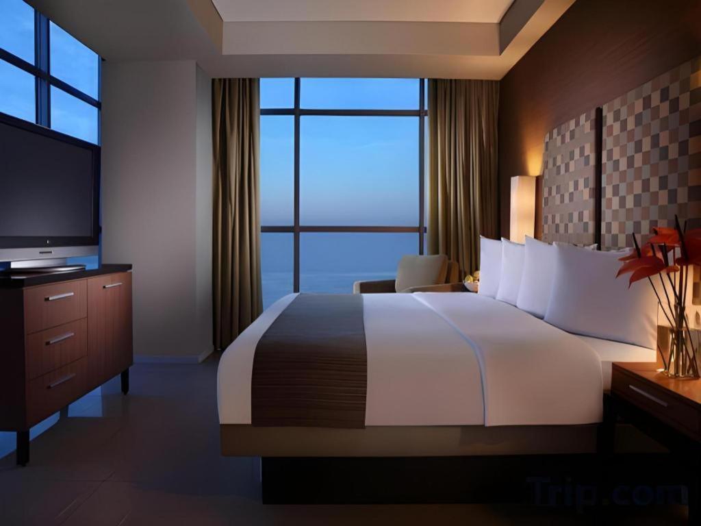 Hotel Santika נקסר מראה חיצוני תמונה