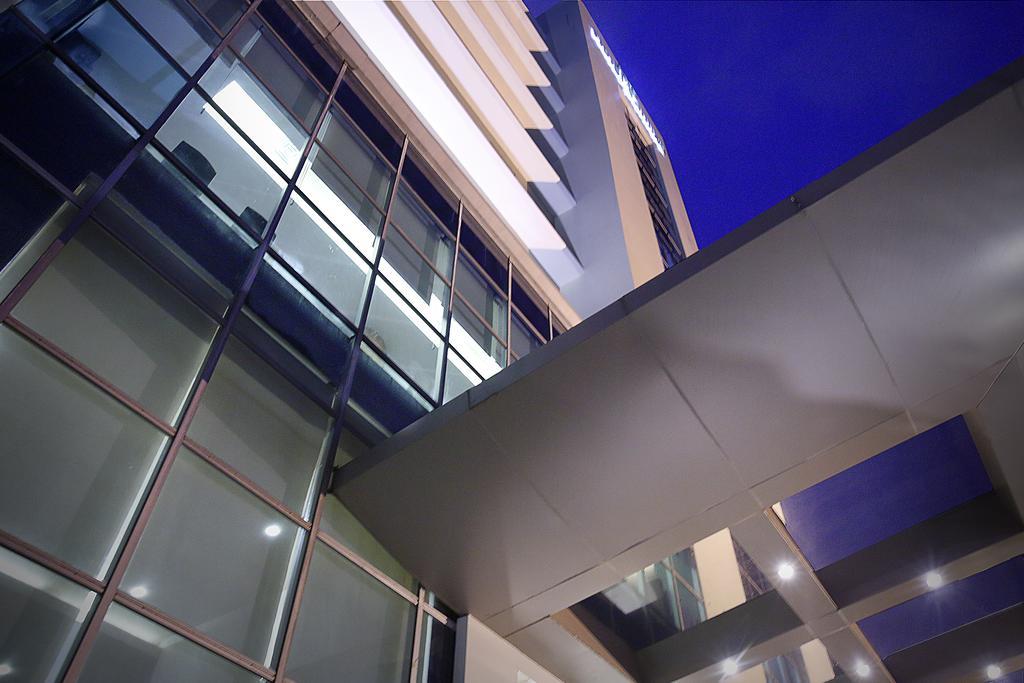 Hotel Santika נקסר מראה חיצוני תמונה